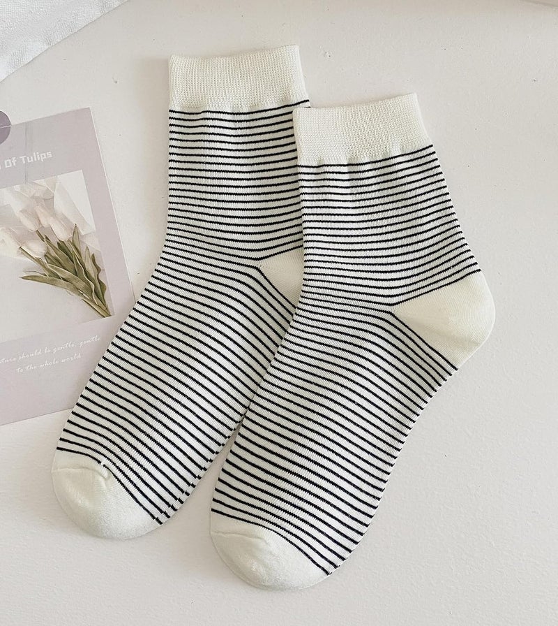 Arukora Store Women's Polka Dot & Striped Crew Cute Ankle Socks Size 5-9 - Image 3